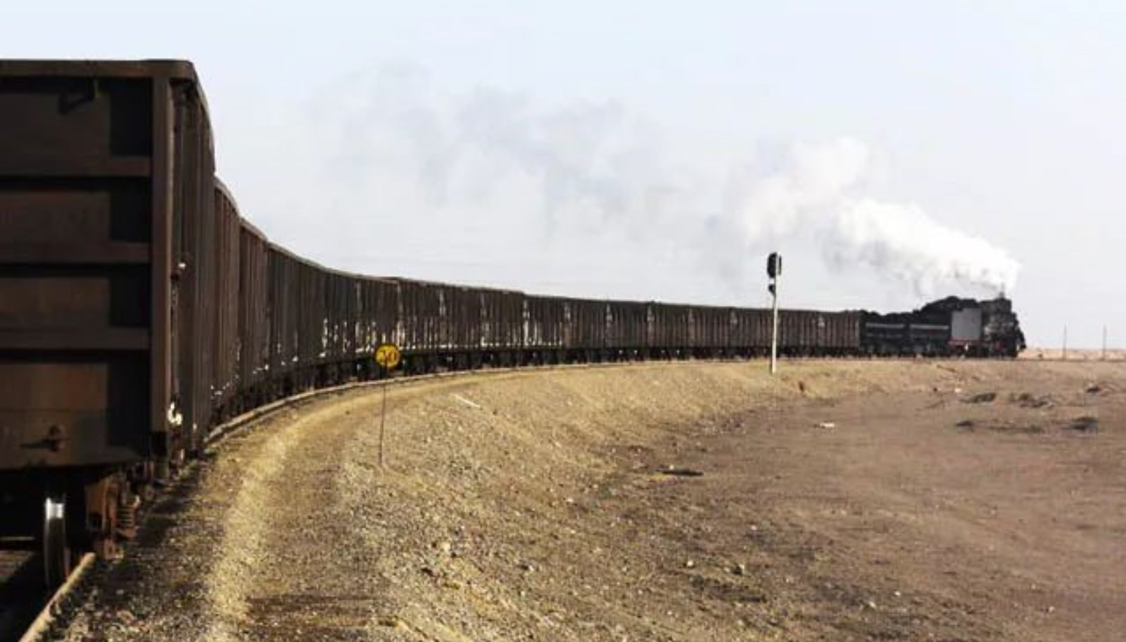 A espessura das rodas dos vagões ferroviários de carga na China