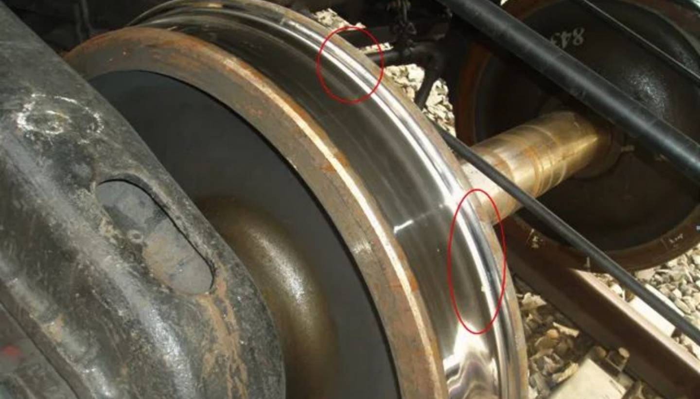 Falhas comuns em rodas de carros de carga ferroviária: uma análise aprofundada